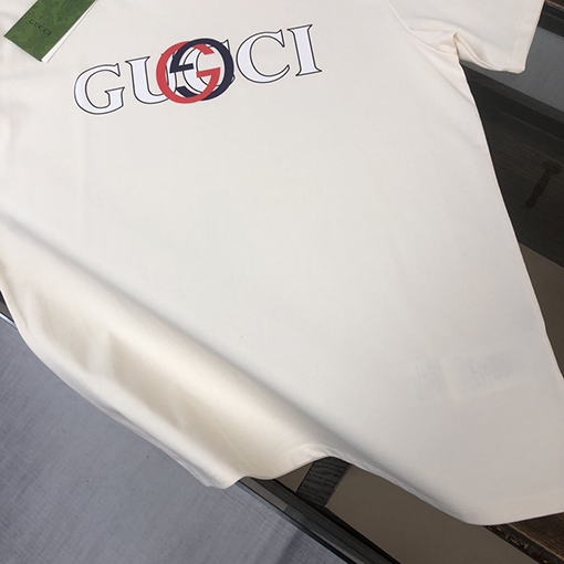グッチ 新しいロゴパターンプリントデザイン半袖Tシャツ