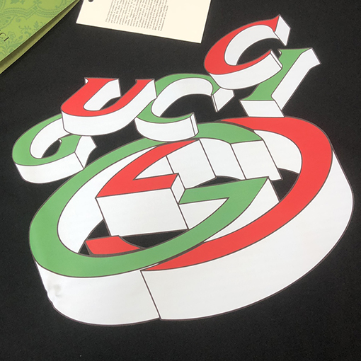グッチスーパーコピー  新しいロゴパターンプリントデザイン半袖Tシャツ