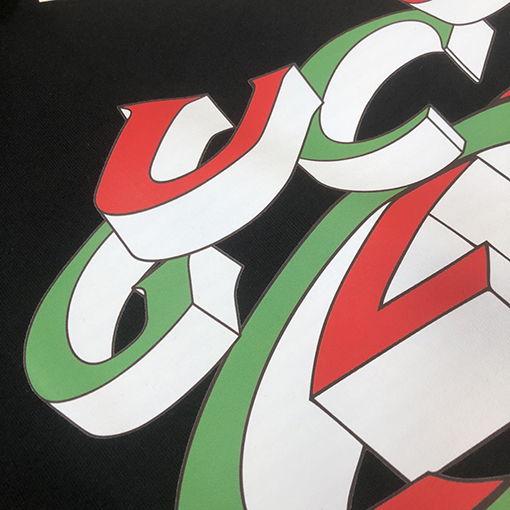 グッチスーパーコピー  新しいロゴパターンプリントデザイン半袖Tシャツ