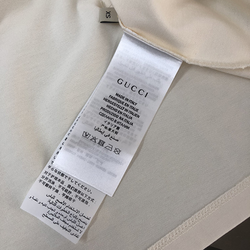 グッチスーパーコピー  新しいロゴパターンプリントデザイン半袖Tシャツ