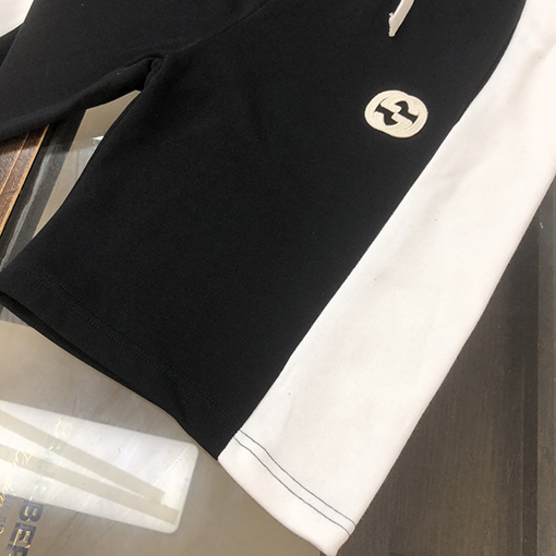 グッチスーパーコピー 新しい刺繍ロゴデザインのカラフルなカジュアルパンツ