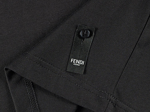 フェンディ 胸ポケットロゴプリントラウンドネック半袖Tシャツ