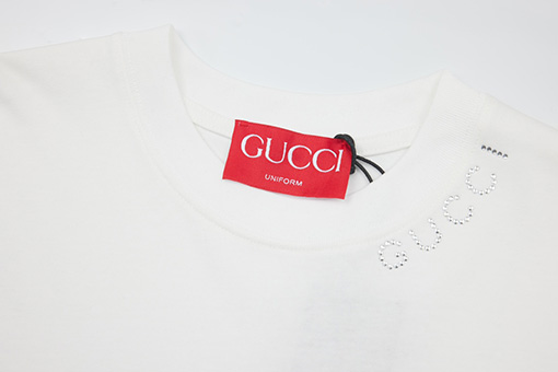 グッチ 新しいラウンドネック半袖Tシャツ