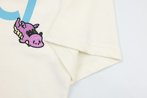 グッチ 新しい刺繍プリントラウンドネック半袖Tシャツ