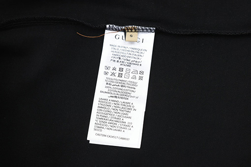 グッチ 新しい両眼球アルファベット柄半袖Tシャツ
