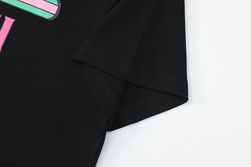 グッチ  新しい両眼球アルファベット柄半袖Tシャツ