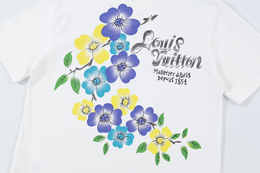 ルイヴィトンスーパーコピー 新しい花のラウンドネック半袖Tシャツ