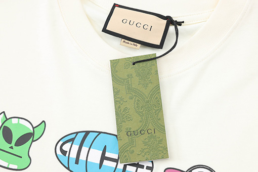 グッチコピー 新しいエイリアンUFOパターン半袖Tシャツ