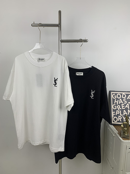 サンローランコピー 新しい立体ロゴ半袖Tシャツ