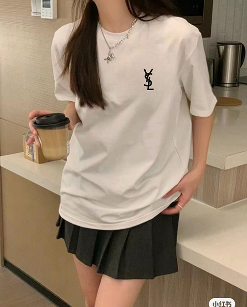 サンローランコピー 新しい立体ロゴ半袖Tシャツ