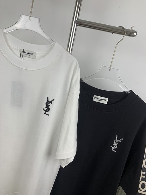 サンローランコピー 新しい立体ロゴ半袖Tシャツ