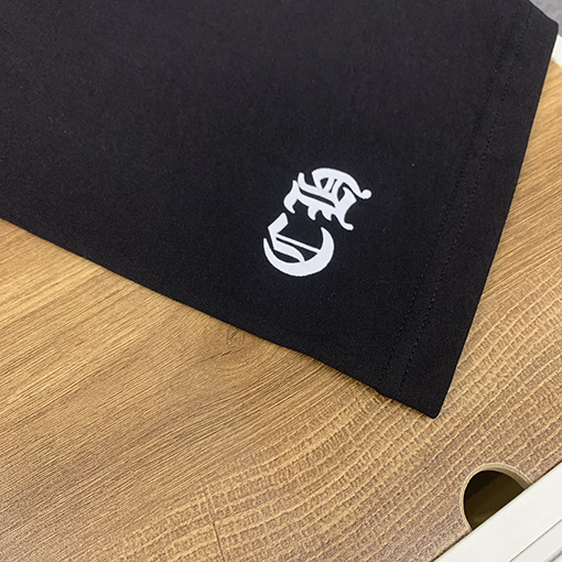 クロムハーツ  ポケット馬蹄アルファベットロゴ半袖Tシャツ