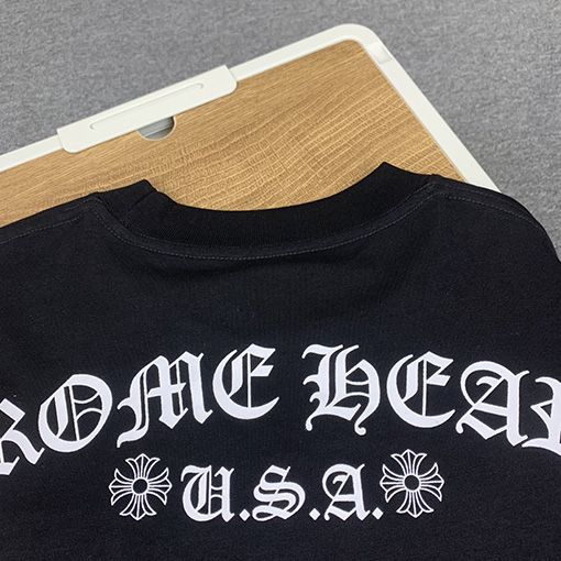 クロムハーツ  ポケット馬蹄アルファベットロゴ半袖Tシャツ