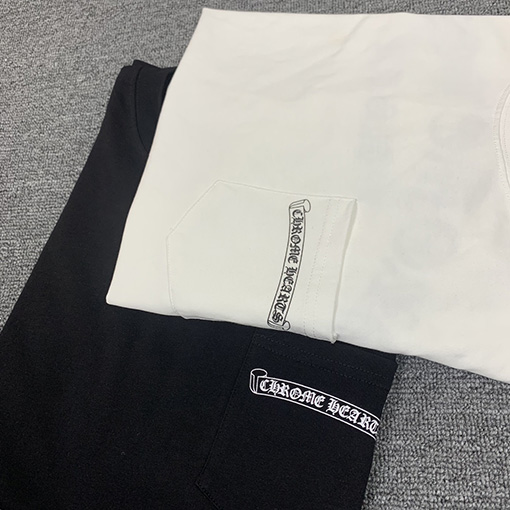 クロムハーツ  ポケット馬蹄アルファベットロゴ半袖Tシャツ