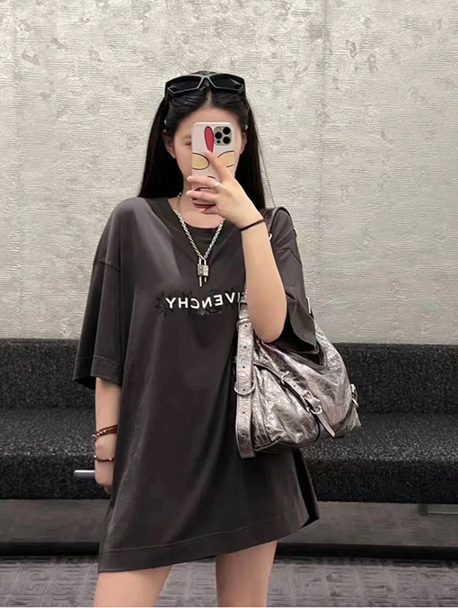 ジバンシイスーパーコピーロゴプリント文字半袖Tシャツ