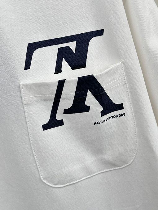 ルイヴィトン ポケットプリントステッチロゴ半袖Tシャツ