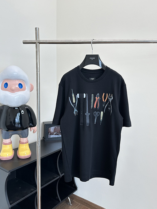 フェンディスーパーコピー  新しい職人の半袖Tシャツ