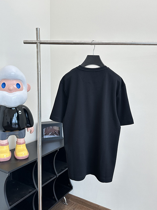 フェンディスーパーコピー  新しい職人の半袖Tシャツ