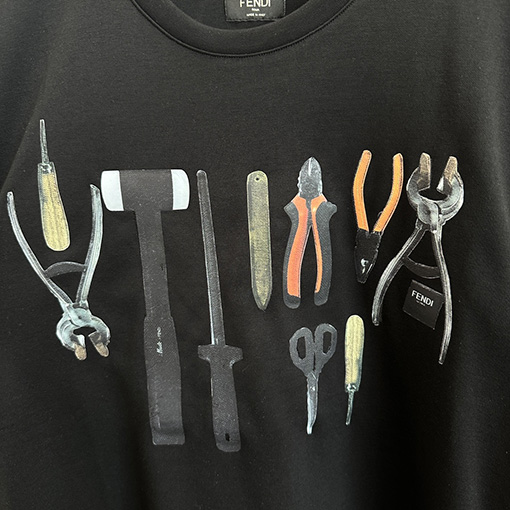 フェンディスーパーコピー  新しい職人の半袖Tシャツ