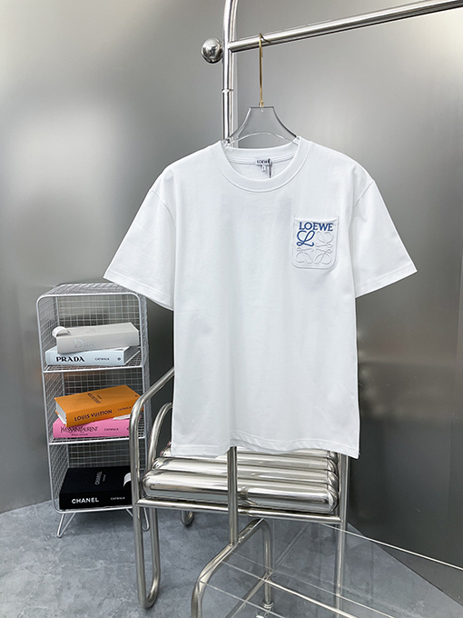 ロエベ 新しいポケット立体ロゴ刺繍ラウンドネック半袖Tシャツ