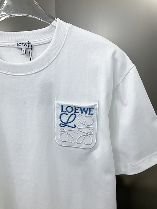 ロエベ 新しいポケット立体ロゴ刺繍ラウンドネック半袖Tシャツ