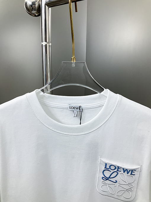 ロエベ 新しいポケット立体ロゴ刺繍ラウンドネック半袖Tシャツ