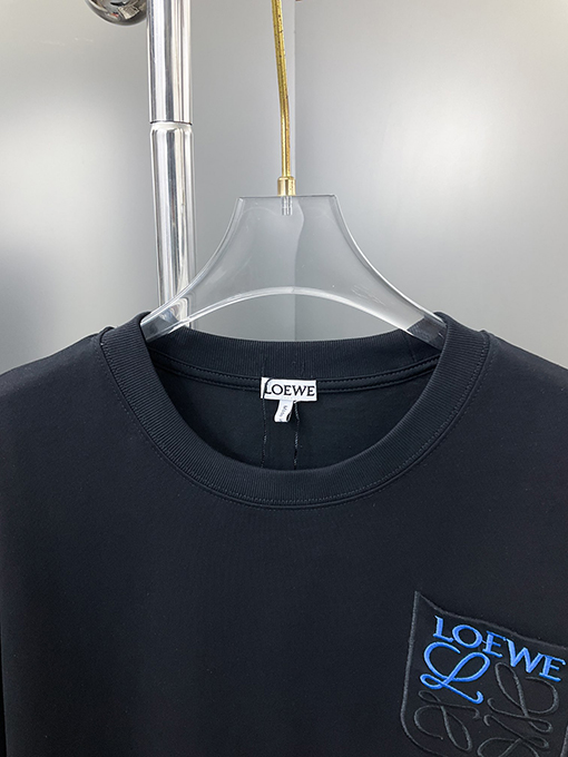 ロエベ 新しいポケット立体ロゴ刺繍ラウンドネック半袖Tシャツ