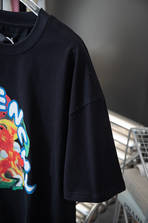 ジバンシイコピー サイケデリックプリントラウンドネック半袖Tシャツ