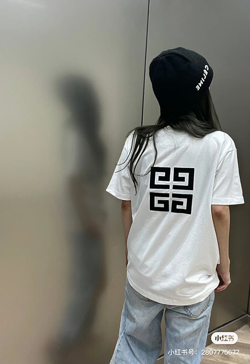 ジバンシイ   クラシックな前後ロゴ刺繍ラウンドネック半袖Tシャツ