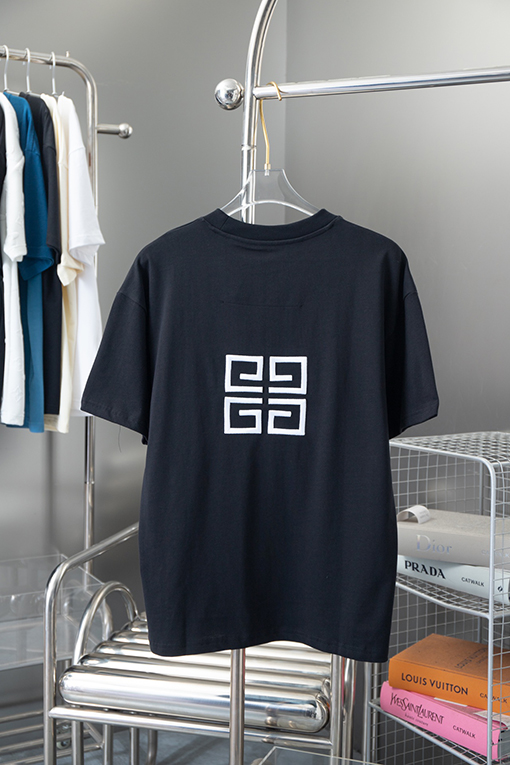 ジバンシイ   クラシックな前後ロゴ刺繍ラウンドネック半袖Tシャツ