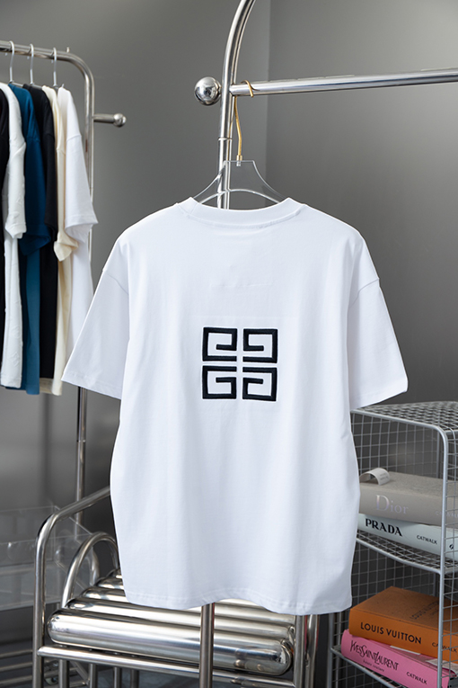 ジバンシイ   クラシックな前後ロゴ刺繍ラウンドネック半袖Tシャツ
