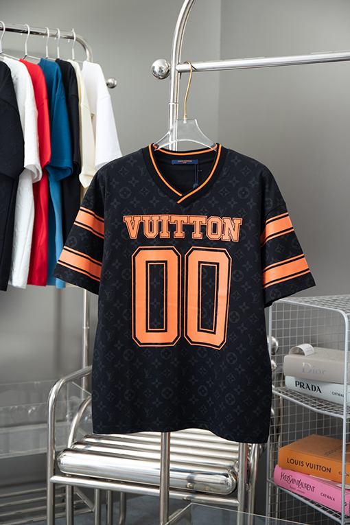 ルイヴィトンコピー 暗い柄のジャカード色のパッチワークプリント半袖Tシャツ
