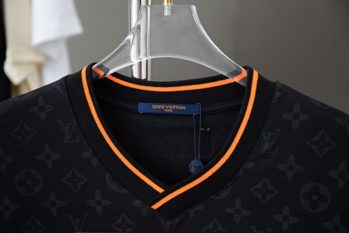 ルイヴィトンコピー 暗い柄のジャカード色のパッチワークプリント半袖Tシャツ