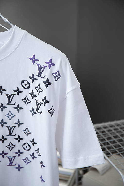 ルイヴィトンコピー 新しい グラデーション半袖Tシャツ