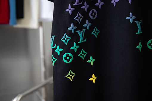 ルイヴィトンコピー 新しい グラデーション半袖Tシャツ