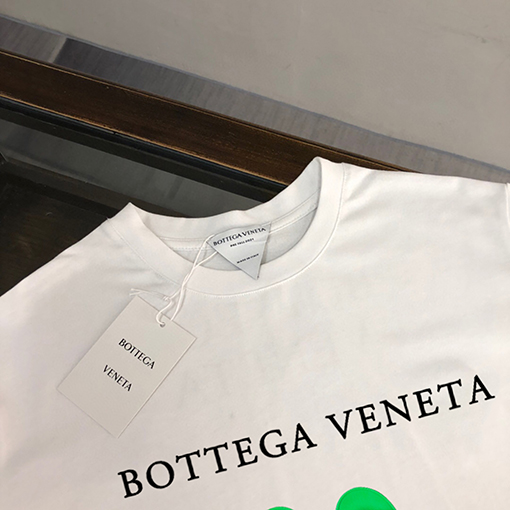 ボッテガヴェネタコピー クラシックな新しい半袖Tシャツ