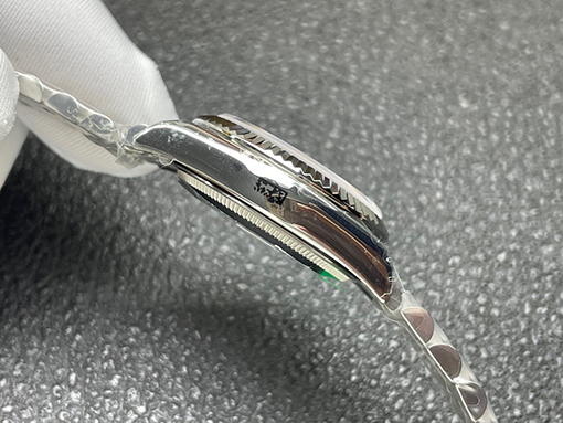 ロレックスコピー  GS31 シルバーグレー ダイヤモンド ログ 時計