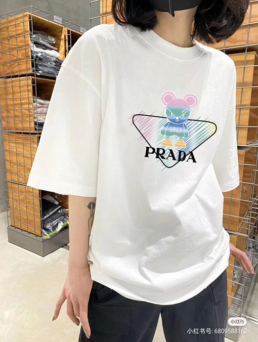 プラダコピー プリントロゴ半袖Tシャツ