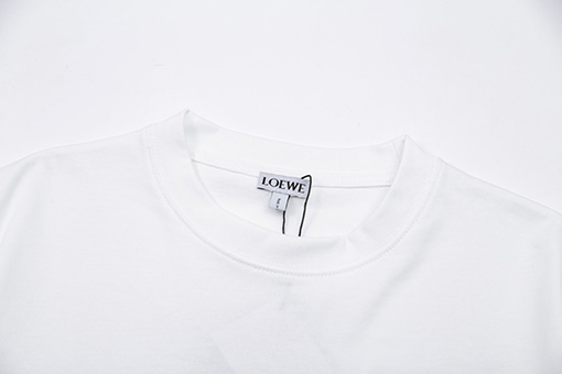 ロエベコピー 偽ポケットロゴ刺繍半袖Tシャツ