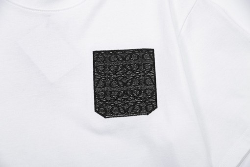 ロエベコピー 偽ポケットロゴ刺繍半袖Tシャツ