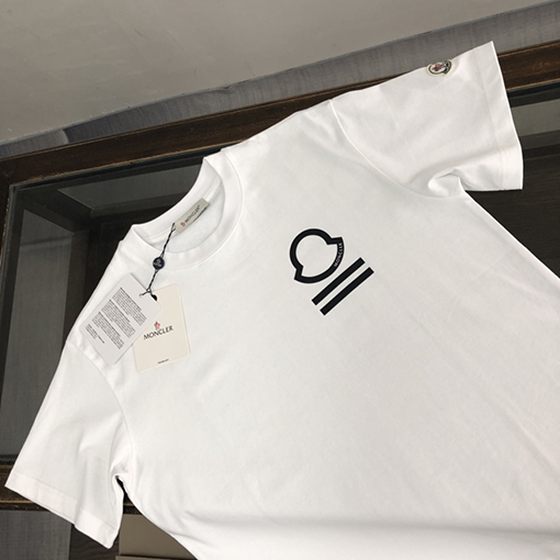 モンクレールコピー メンズクルーネック半袖Tシャツ