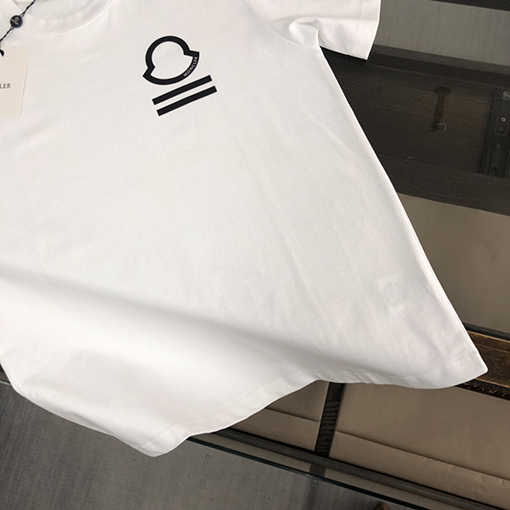 モンクレールコピー メンズクルーネック半袖Tシャツ