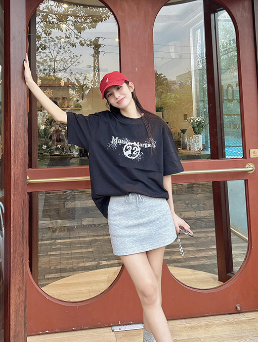 マルタンマルジェラスーパーコピー アルファベットロゴ数字プリント柄半袖Tシャツ