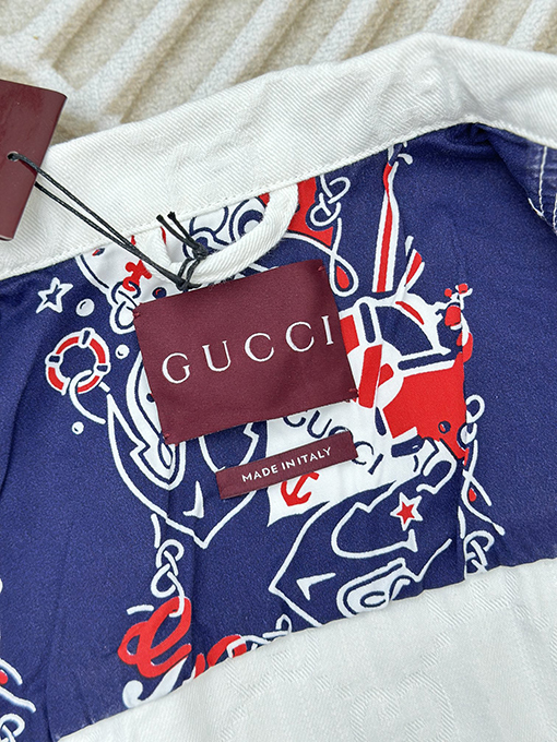 グッチ  新しいジャカードコート