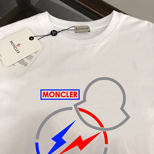 モンクレール トレンドロゴプリント半袖Tシャツ