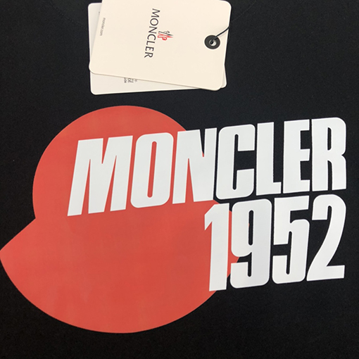 モンクレールコピー ファッションセンス半袖クルーネックTシャツ