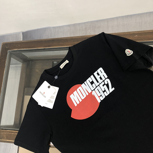 モンクレールコピー ファッションセンス半袖クルーネックTシャツ