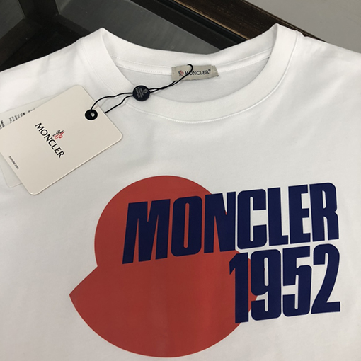 モンクレールコピー ファッションセンス半袖クルーネックTシャツ