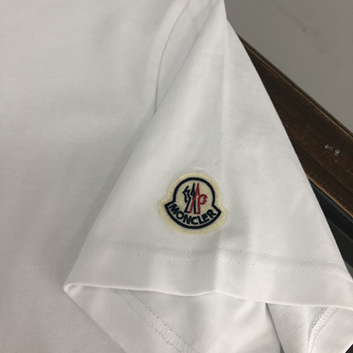 モンクレールコピー ファッションセンス半袖クルーネックTシャツ