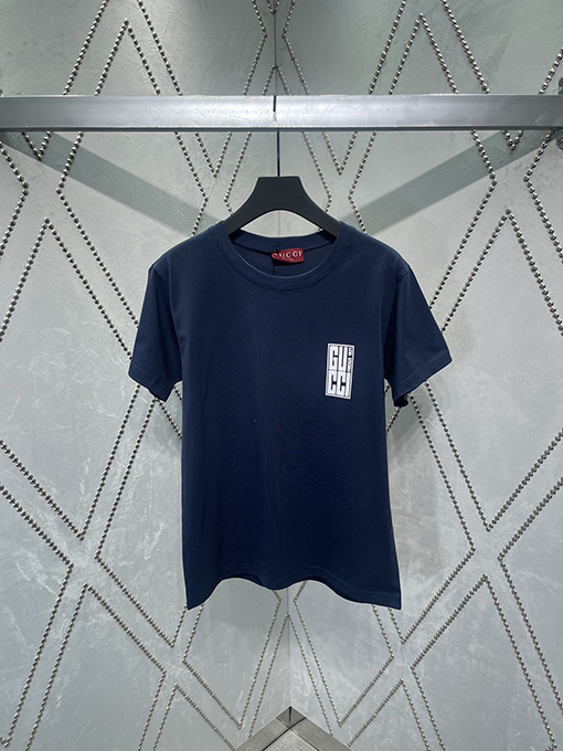 グッチ 胸と背中の文字プリント半袖Tシャツ